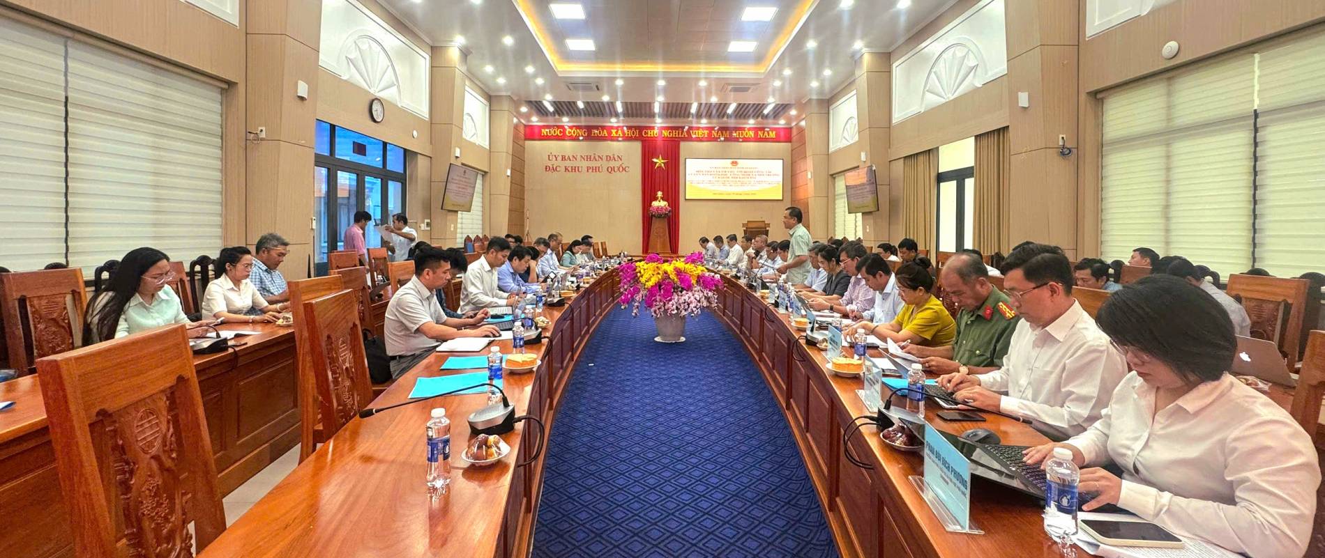 Quốc hội đồng hành cùng An Giang tháo gỡ điểm nghẽn, tăng tốc chuẩn bị APEC 2027 - Ảnh 1