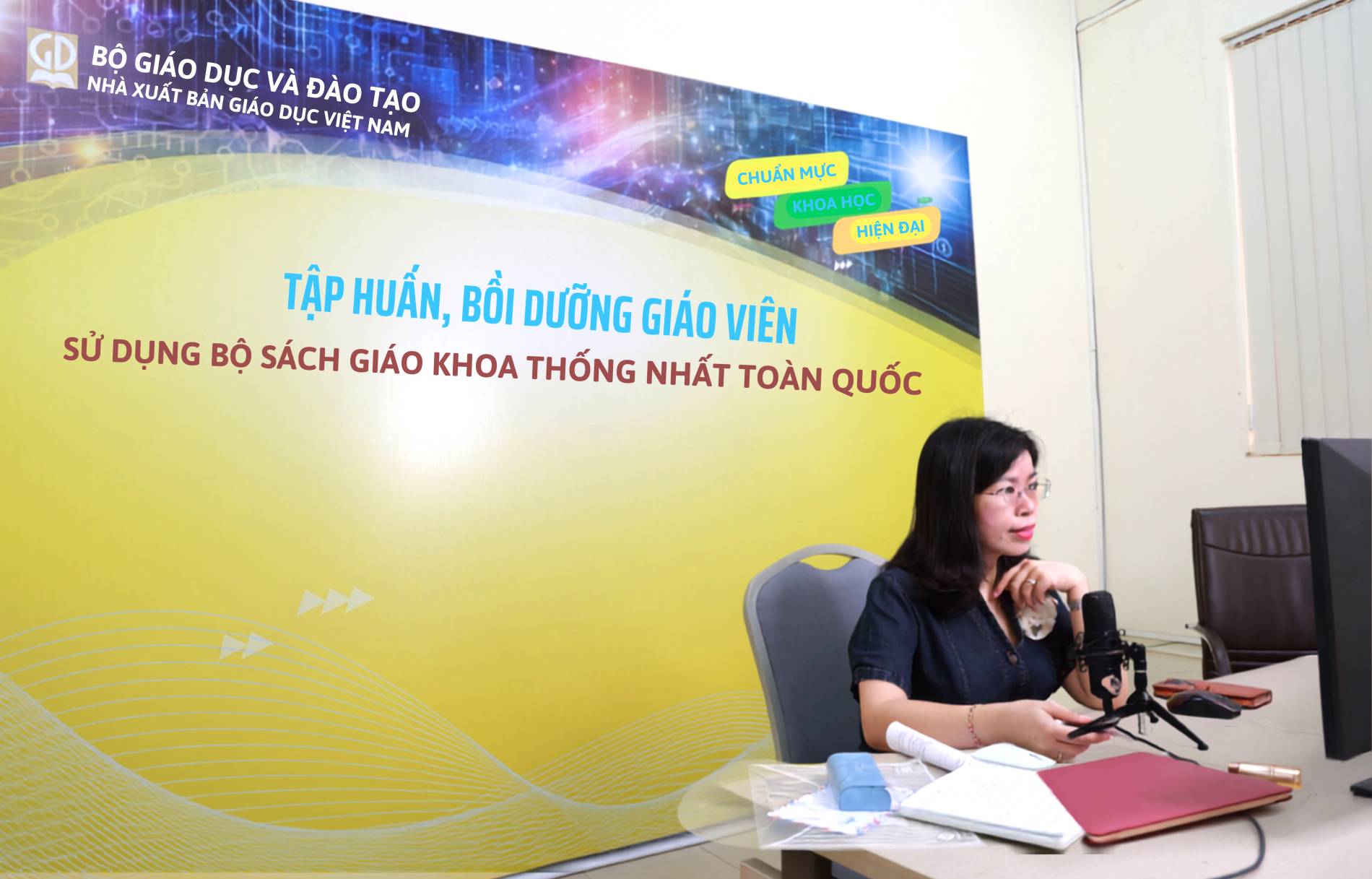 Nhà xuất bản Giáo dục Việt Nam hoàn thành tập huấn, bồi dưỡng sử dụng chung một bộ SGK - Ảnh 4