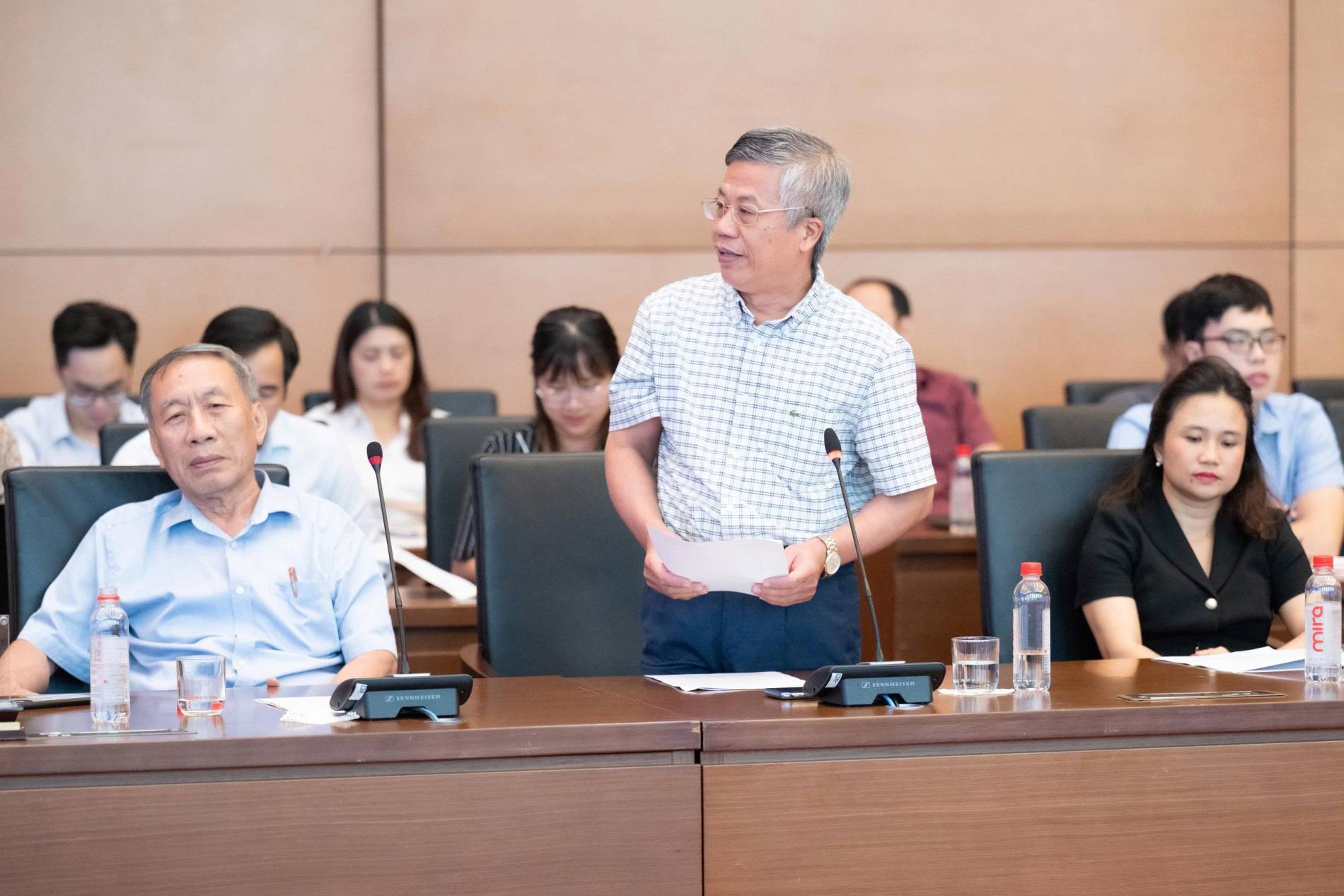 Chuyển từ “tiền kiểm” sang “kiến tạo phát triển”: Đột phá thể chế để bảo vệ môi trường là trung tâm của tăng trưởng - Ảnh 6