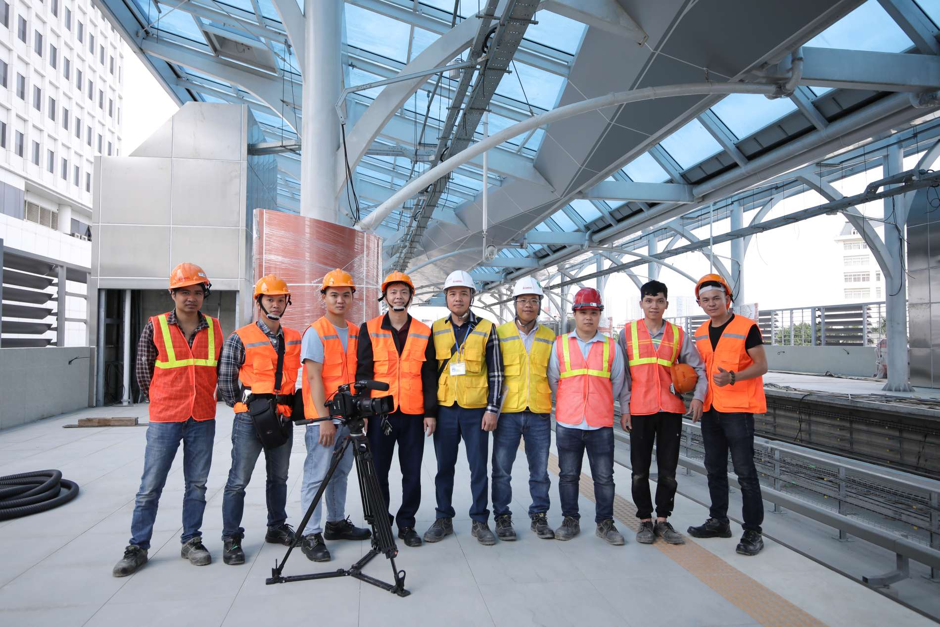 Hanel – 'Lá cờ đầu' công nghệ Việt khẳng định vị thế tại siêu dự án Metro số 3 Nhổn – Ga Hà Nội - Ảnh 1