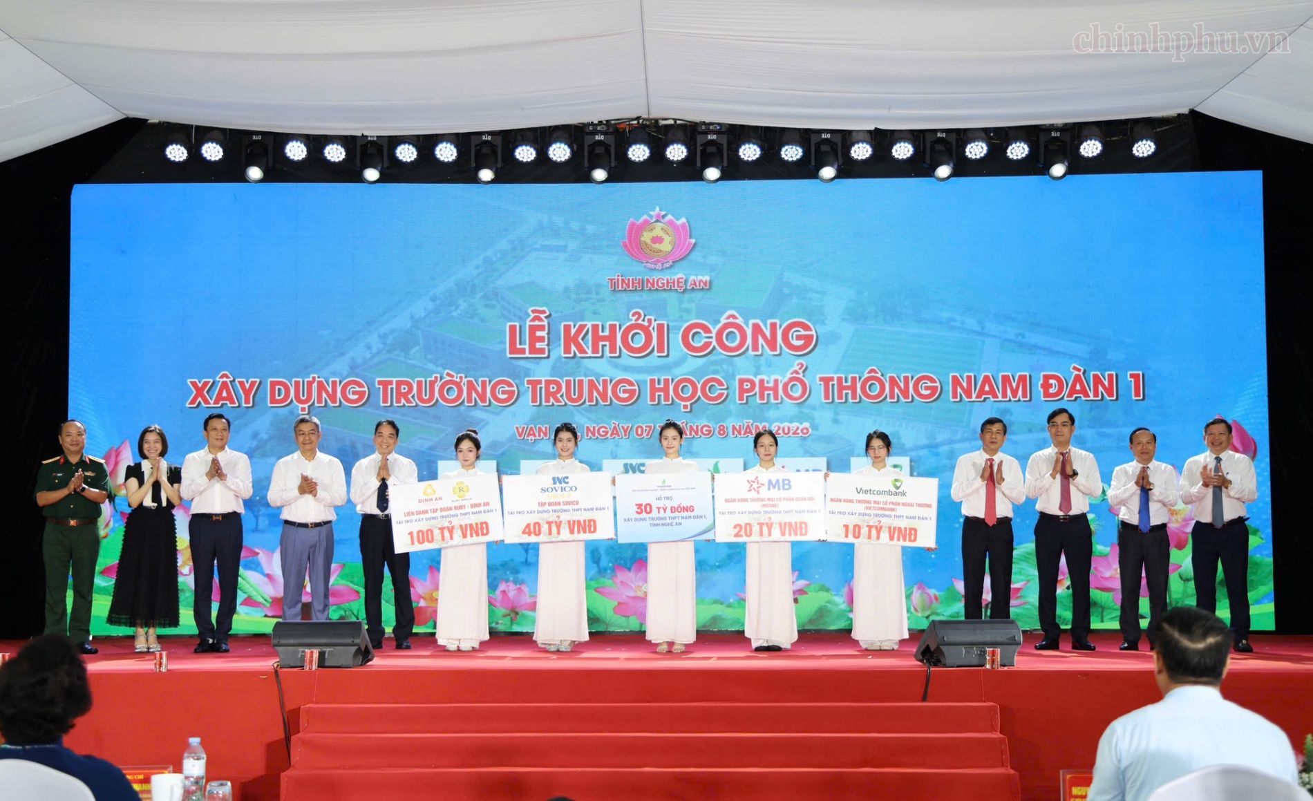 Khởi công Trường THPT Nam Đàn 1, Phó Thủ tướng Phạm Thị Thanh Trà kỳ vọng môi trường giáo dục chất lượng cao, nhân văn - Ảnh 4