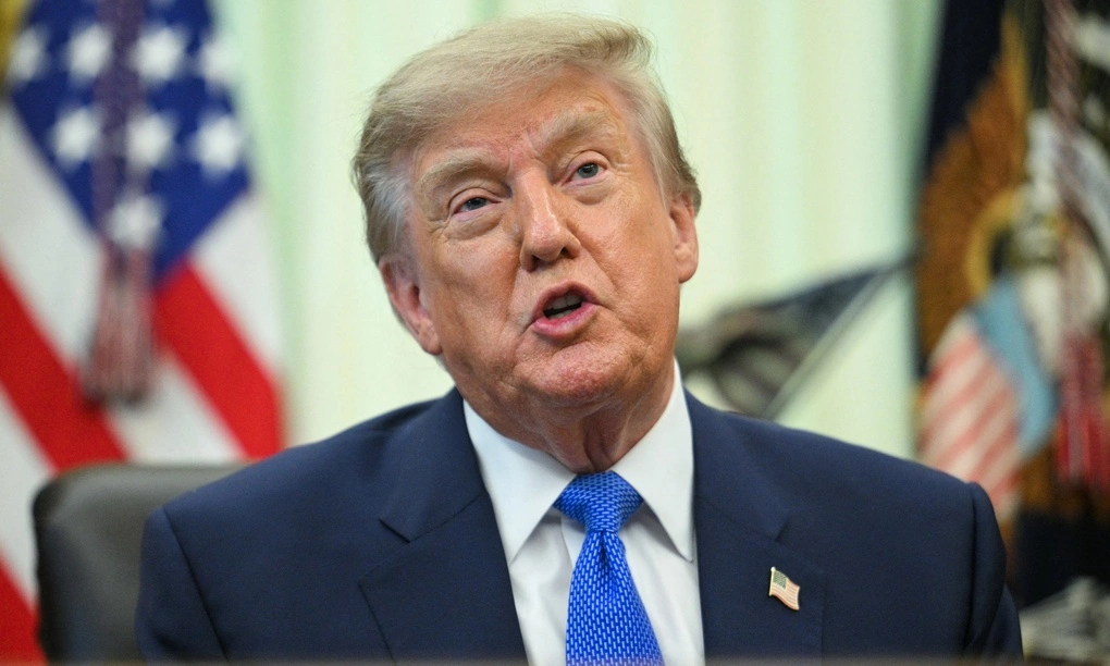 Tổng thống Mỹ Donald Trump tại Phòng Bầu dục, Nhà Trắng, ngày 10/8. Ảnh: AFP