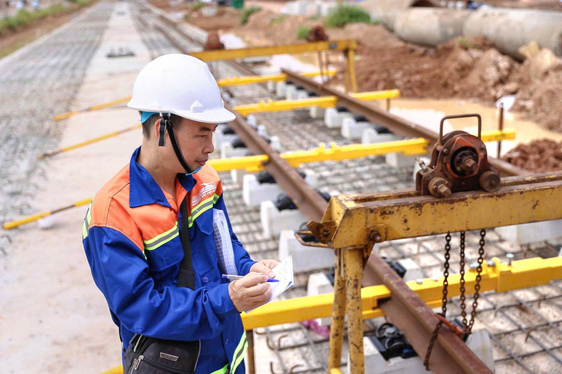 LRT Phú Quốc tăng tốc về đích, mở đường cho giao thông xanh trên đảo Ngọc - Ảnh 3