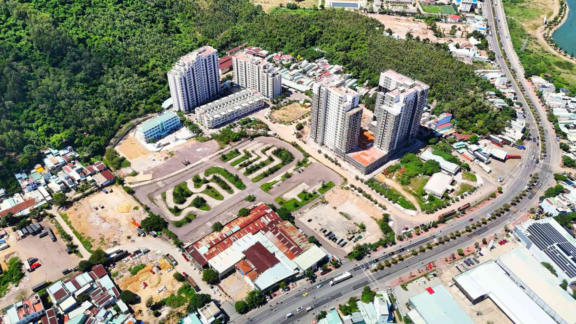 Hơn 49.000 căn nhà, hướng tới không gian sống bền vững đang gấp rút triển khai ở Gia Lai - Ảnh 2