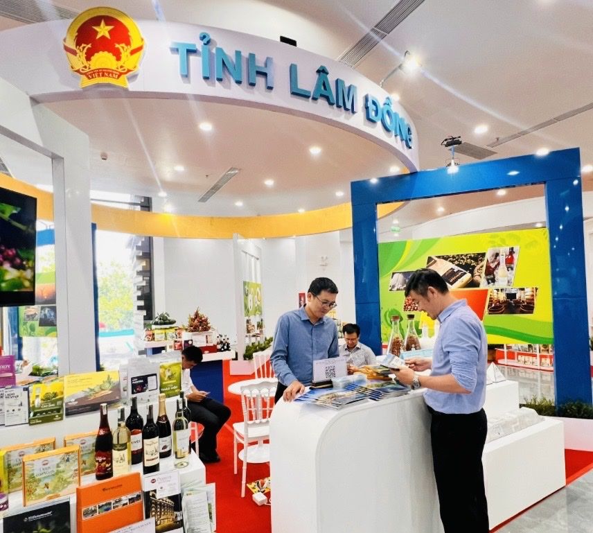 Lâm Đồng mở rộng liên kết vùng, tìm đầu ra bền vững cho nông sản - Ảnh 1