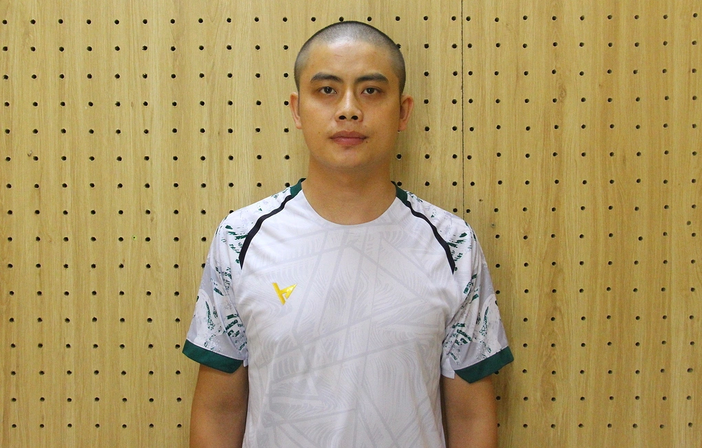 Quàng Văn Tân tại cơ quan điều tra. Ảnh: Cao Thiên