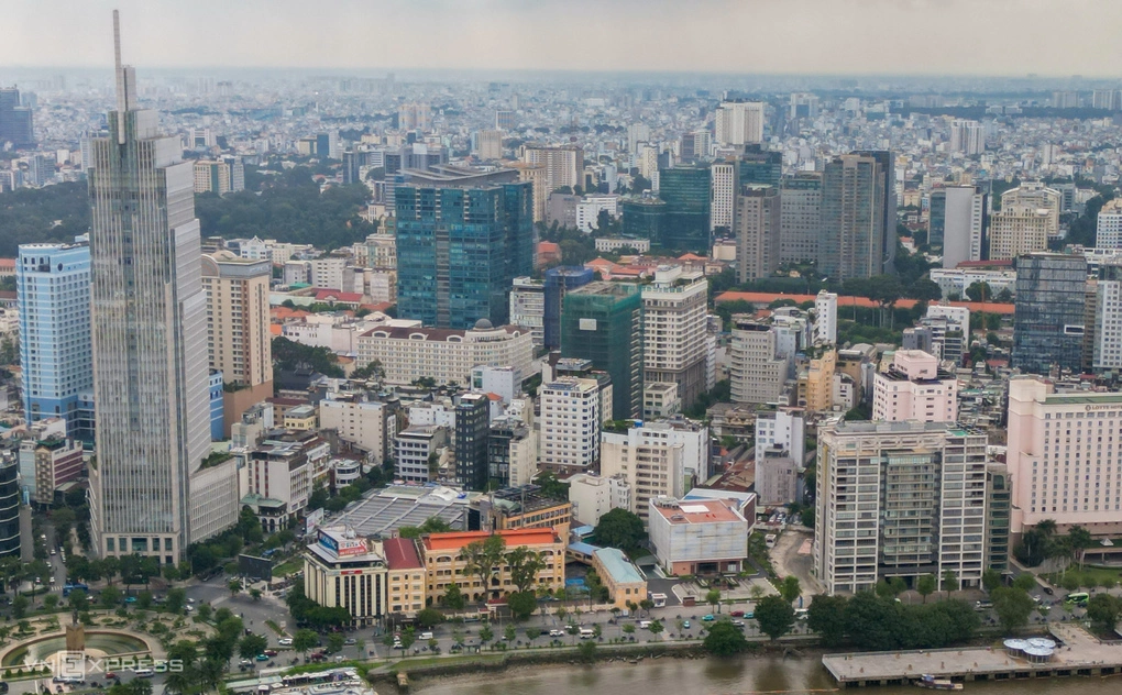 Bất động sản khu trung tâm TP HCM, đoạn gần sông Sài Gòn, tháng 8/2026. Ảnh: Quỳnh Trần