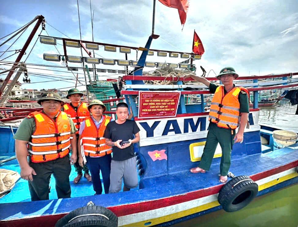 Thanh Hóa thực hiện các biện pháp về chống khai thác hải sản bất hợp pháp - Ảnh 1