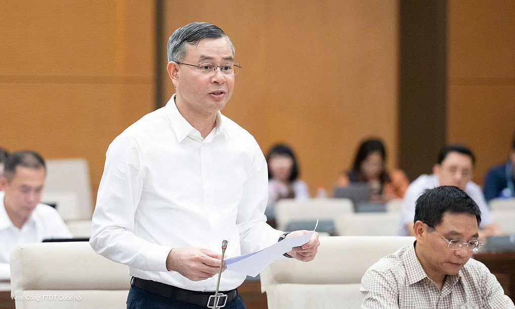 Bộ trưởng Tài chính Ngô Văn Tuấn tại phiên họp chiều 20/8. Ảnh: Cổng thông tin Điện tử Quốc hội