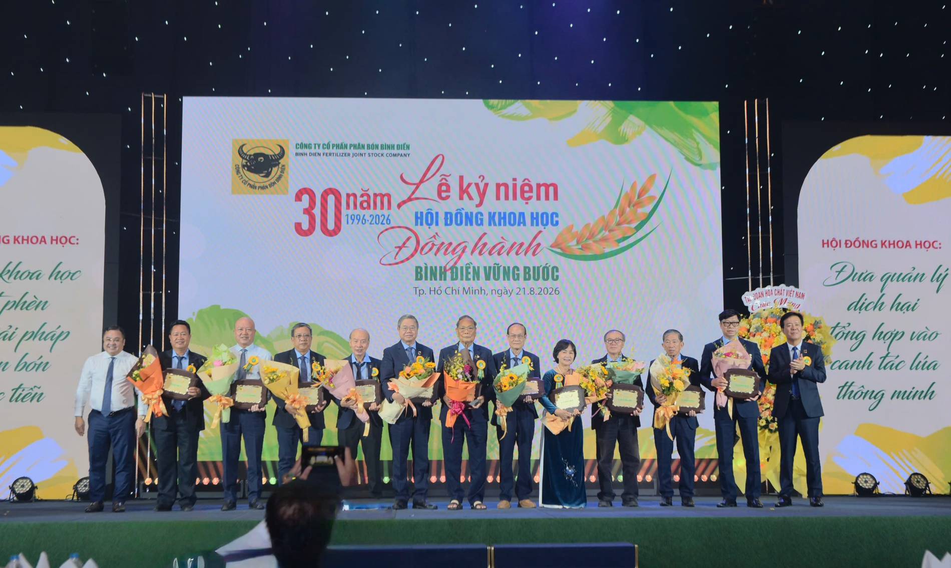 Dấu án 30 năm Hội đồng Khoa học Bình Điền: Đưa tri thức đến đồng ruộng, kiến tạo nền nông nghiệp xanh - Ảnh 7