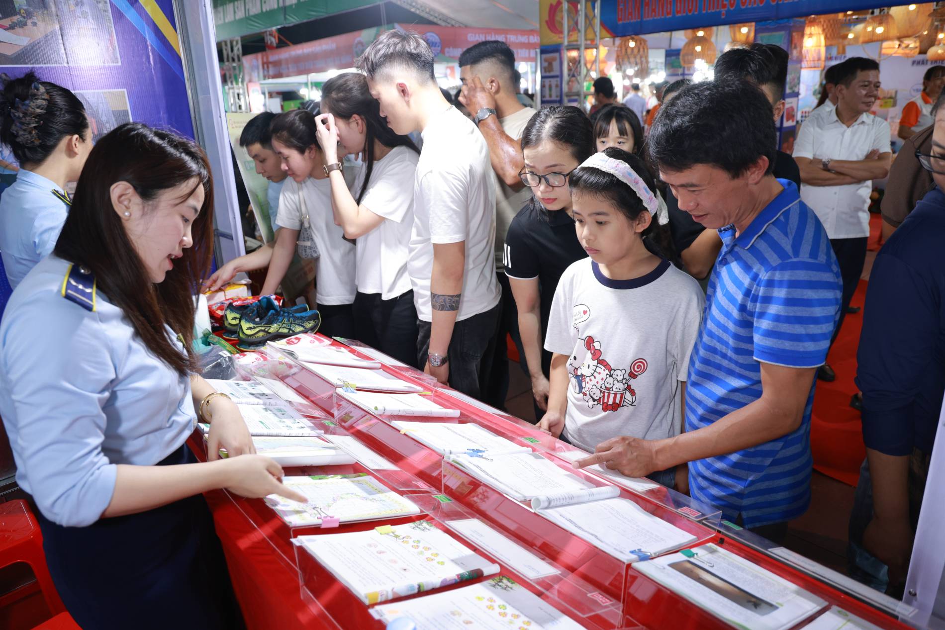 Hà Tĩnh: Trưng bày, nhận diện hàng thật – hàng giả đến hết ngày 26/8/2026 - Ảnh 3