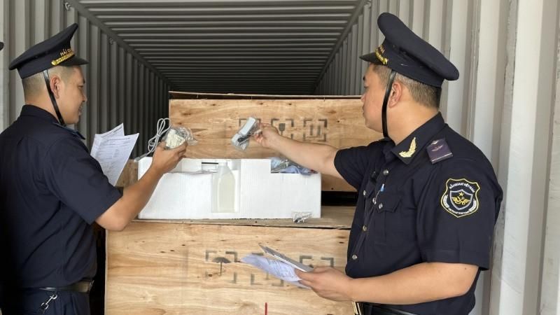 Chi cục Hải quan khu vực I: “Lá chắn” chống buôn lậu, thúc đẩy môi trường kinh doanh xanh và bền vững - Ảnh 3