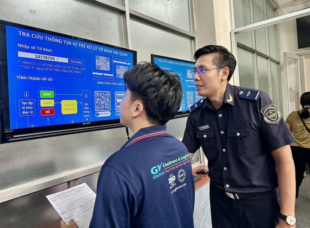 Chi cục Hải quan khu vực I: Đồng hành cùng doanh nghiệp hướng tới xuất nhập khẩu xanh - Ảnh 3