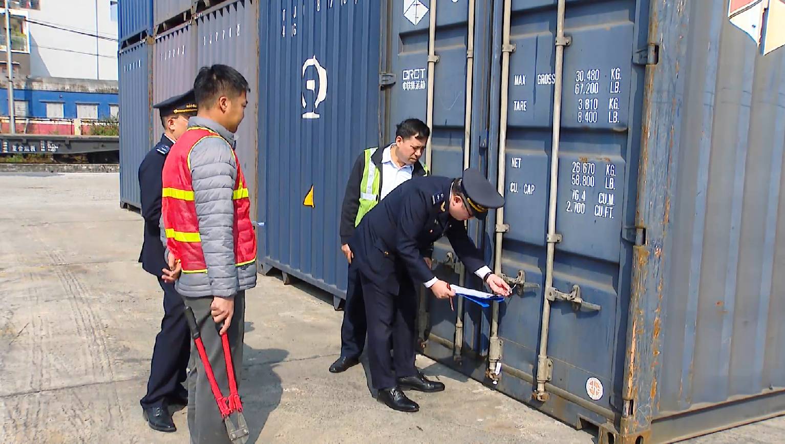 Chi cục Hải quan khu vực I: Chung tay cùng doanh nghiệp xây dựng chuỗi logistics bền vững - Ảnh 1