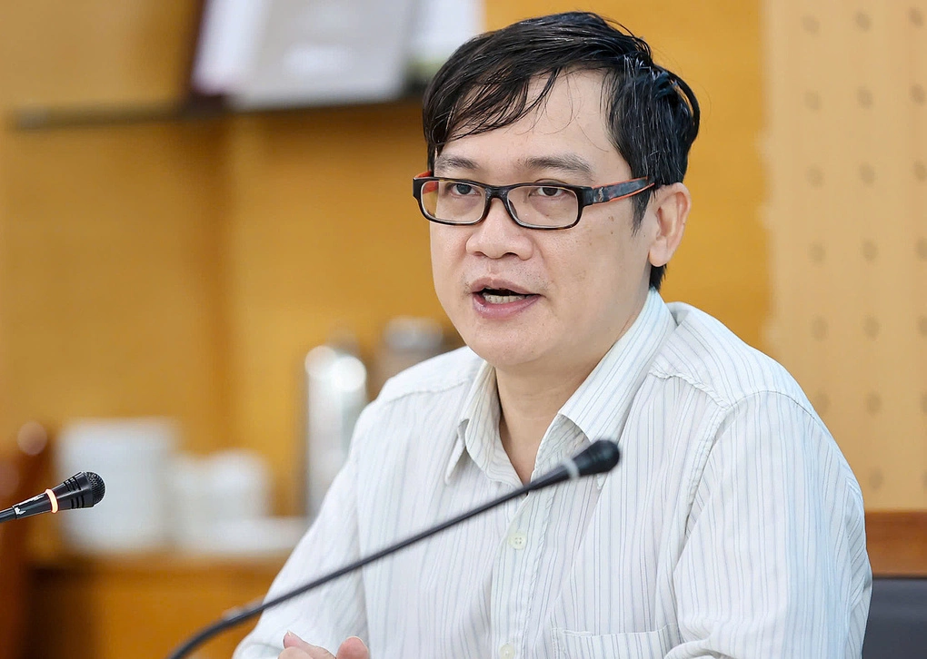Luật sư Hoàng Ngọc phát biểu tại hội thảo về thị trường bất động sản tâm linh sáng 25/8. Ảnh: Lê Hiếu/Dân Việt