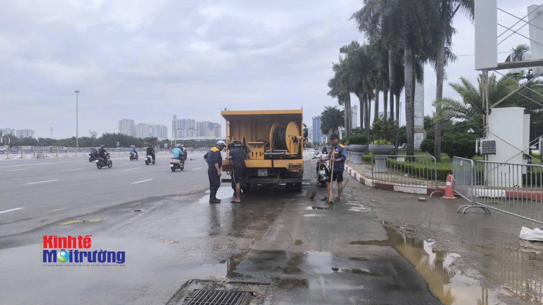 Việt Nam - Thái Lan trước giờ G: Mỹ Đình nóng từng giờ, cảnh báo có mưa cuối trận - Ảnh 2