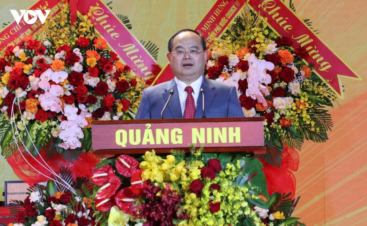 Tổng Bí thư, Chủ tịch nước Tô Lâm trao nghị quyết thành lập thành phố Quảng Ninh - Ảnh 6