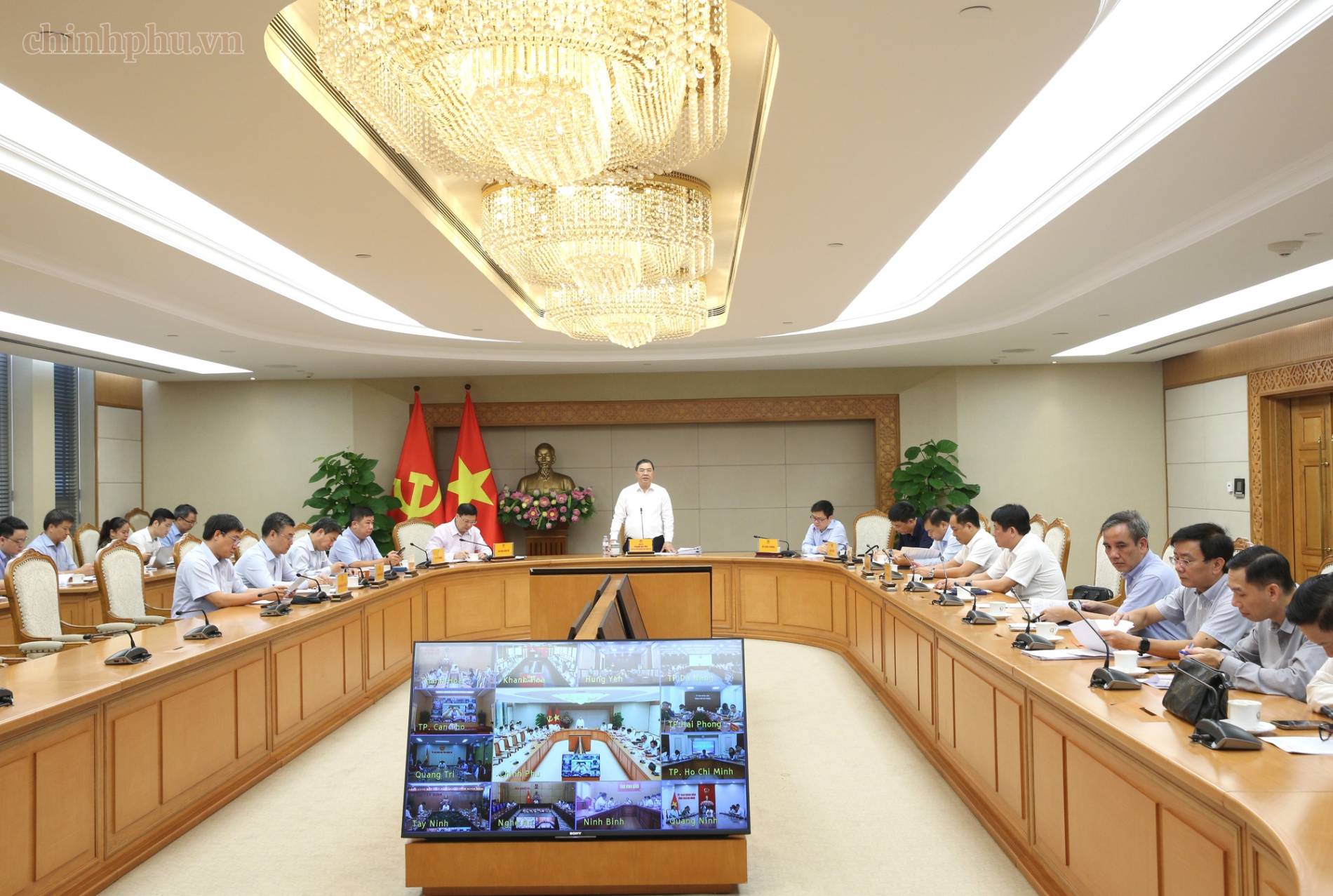 Tháo gỡ khó khăn, đẩy nhanh tiến độ các công trình, dự án trọng điểm ngành năng lượng - Ảnh 1