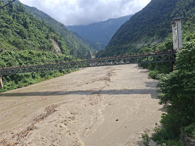 Vì sao hồ nước hình thành ở biên giới Trung Quốc đe dọa gây lũ mới tại Nepal? - Ảnh 3