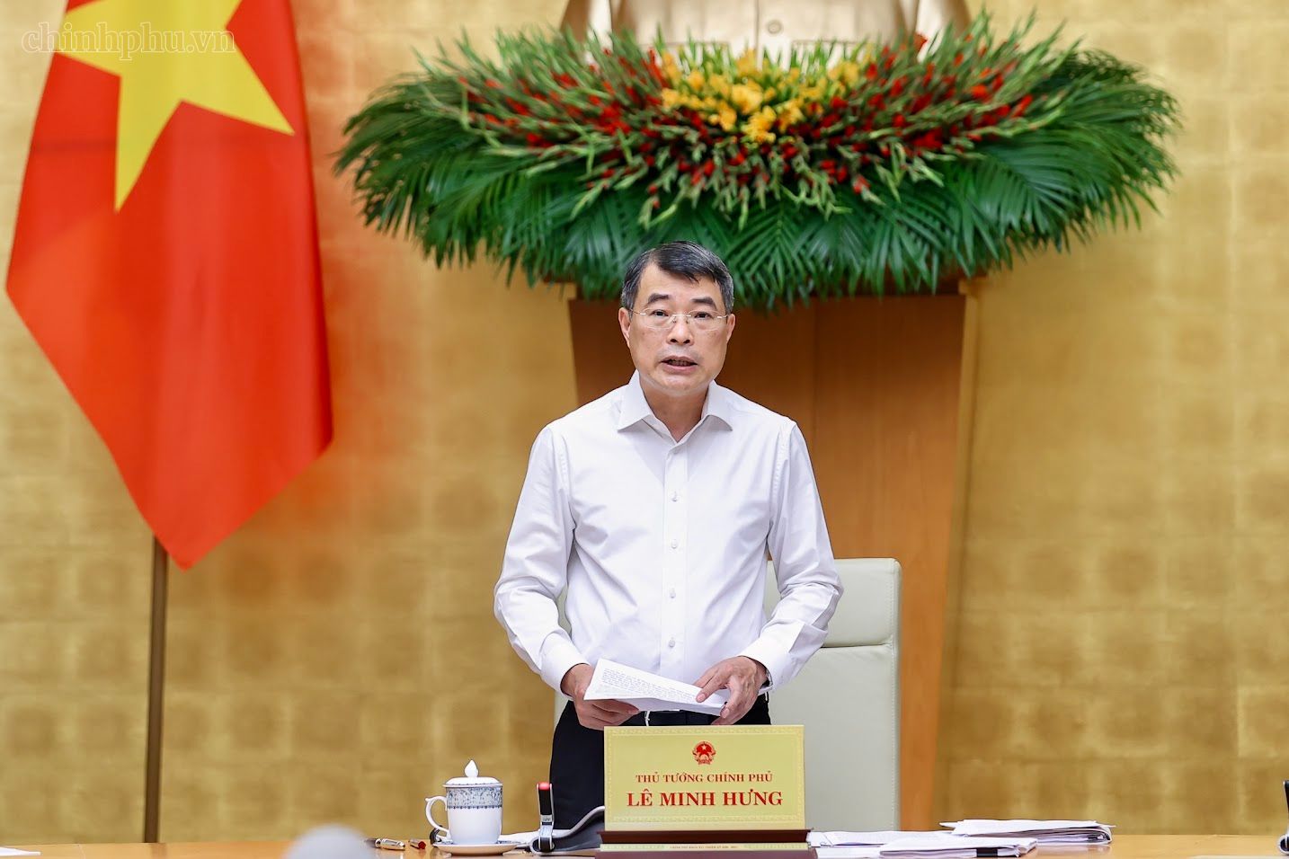 Thủ tướng: Tuyệt đối không để lợi ích cục bộ, lợi ích ngành, lợi ích nhóm chi phối chính sách - Ảnh 2
