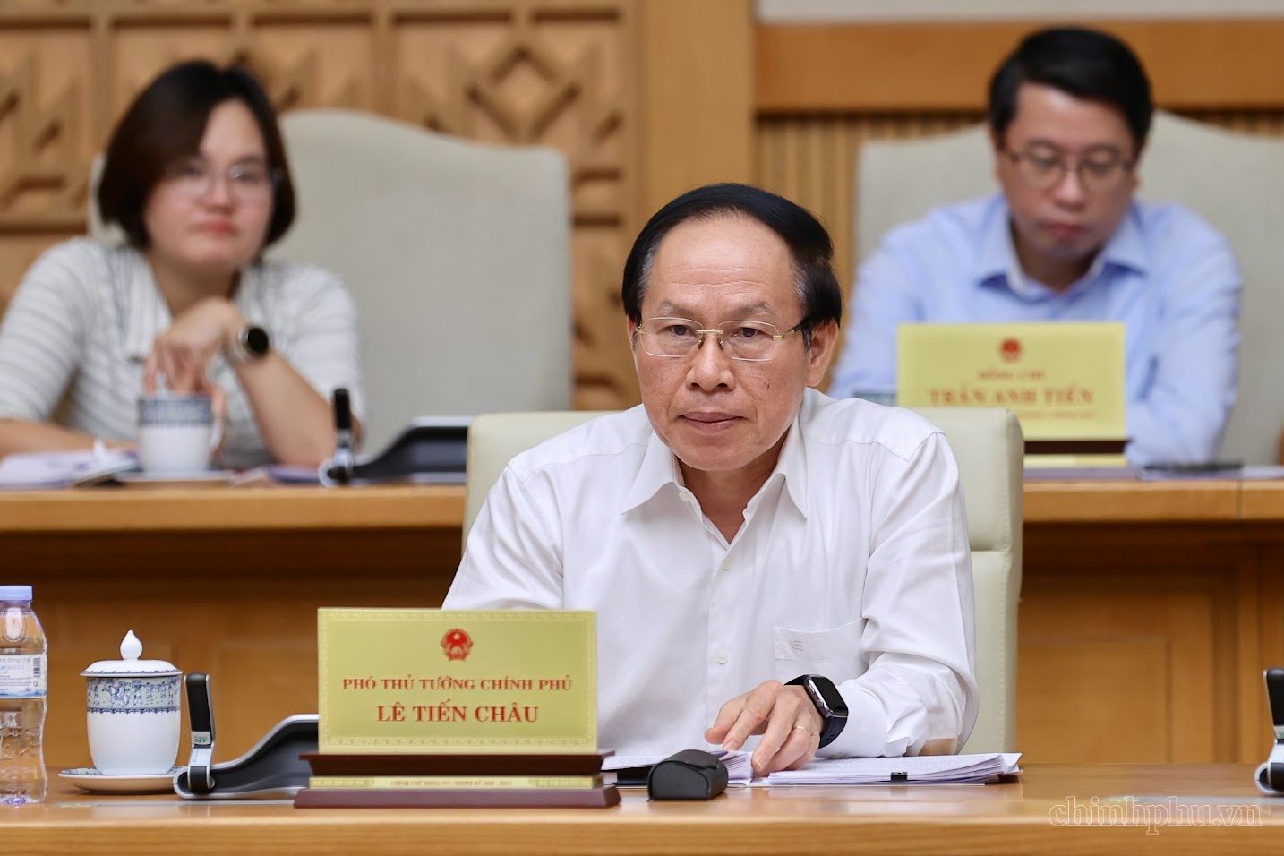 Thủ tướng: Tuyệt đối không để lợi ích cục bộ, lợi ích ngành, lợi ích nhóm chi phối chính sách - Ảnh 4