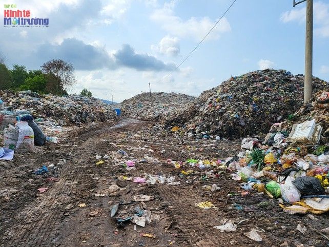 Vì sao các dự án xử lý rác lớn ở An Giang vẫn chậm từ chủ trương đến vận hành? - Ảnh 2
