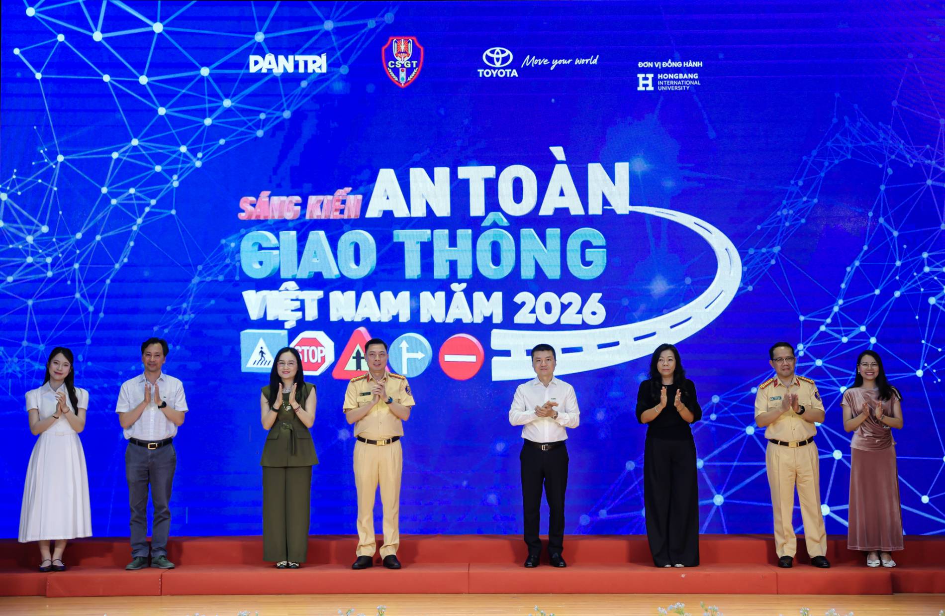 Toyota Việt Nam đồng hành cùng Chương trình Sáng kiến An toàn Giao thông Việt Nam 2026 - Ảnh 7