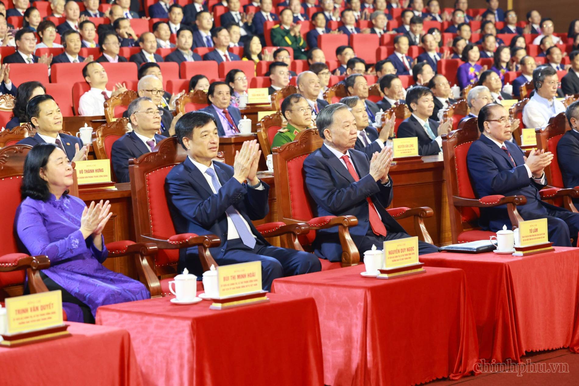 Tổng Bí thư, Chủ tịch nước Tô Lâm: Xây dựng Bắc Ninh trở thành đô thị hiện đại nhưng vẫn đậm đà hồn cốt văn hóa Kinh Bắc - Ảnh 1