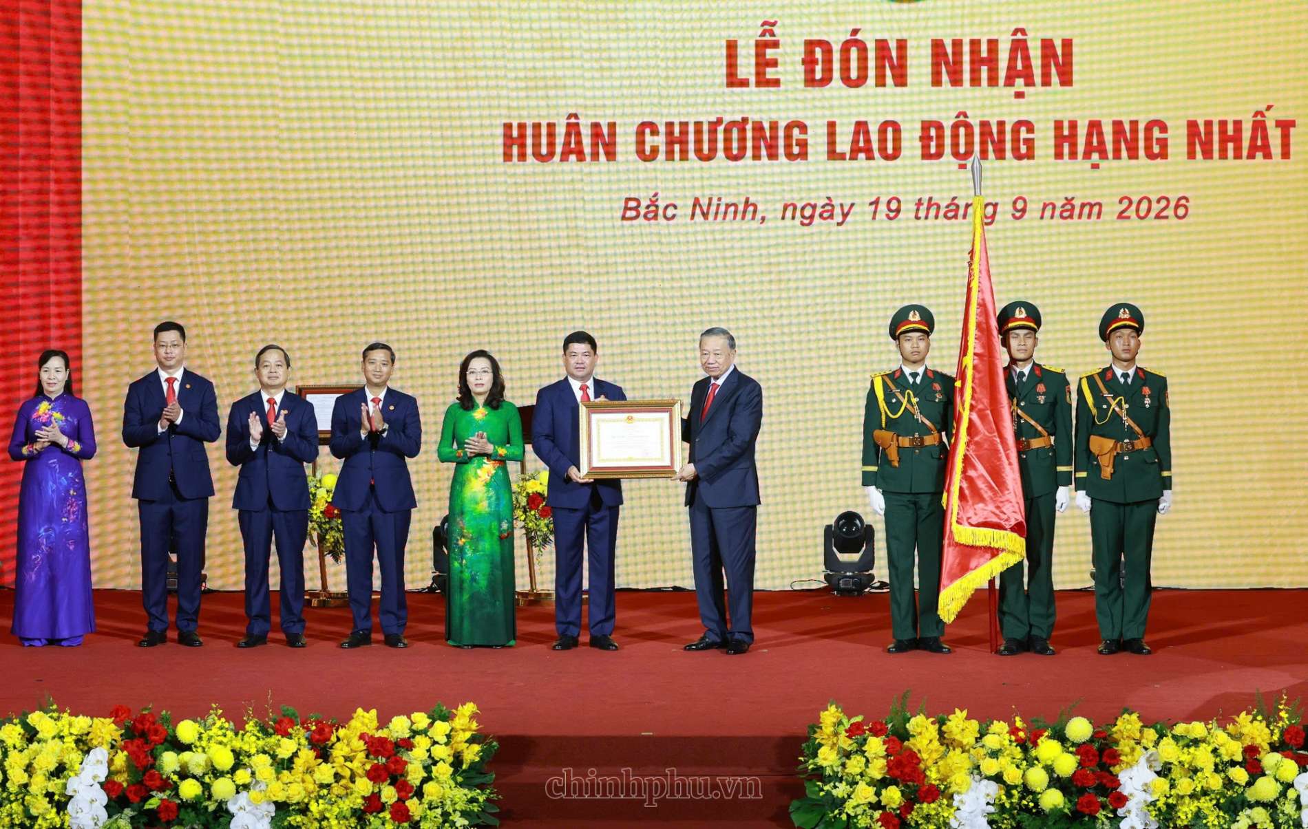 Tổng Bí thư, Chủ tịch nước Tô Lâm: Xây dựng Bắc Ninh trở thành đô thị hiện đại nhưng vẫn đậm đà hồn cốt văn hóa Kinh Bắc - Ảnh 3