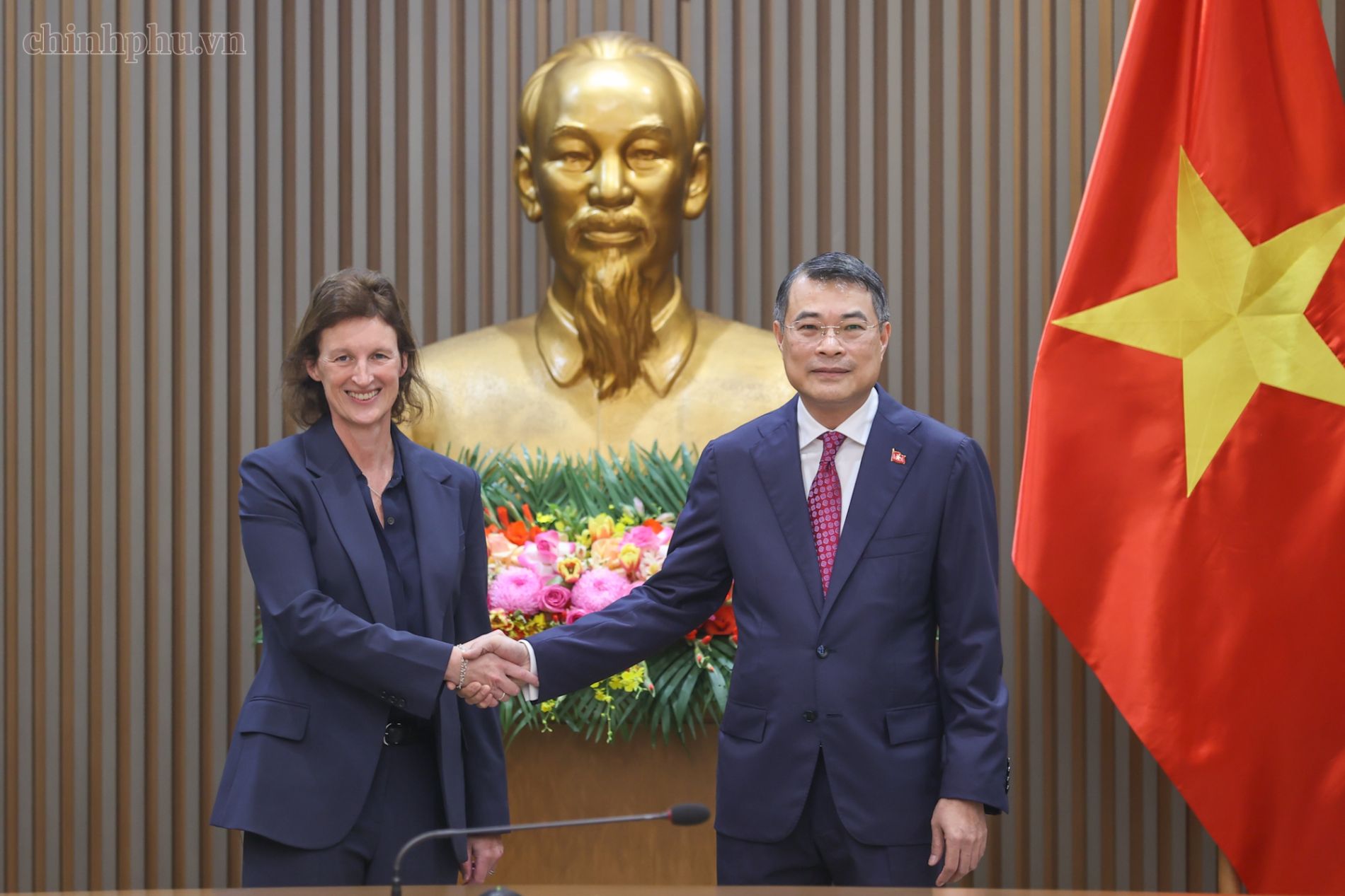 Dấu ấn Chính phủ tuần qua: Nâng tầm đối ngoại đa phương và quyết liệt hành động, đột phá thể chế trong nước - Ảnh 7