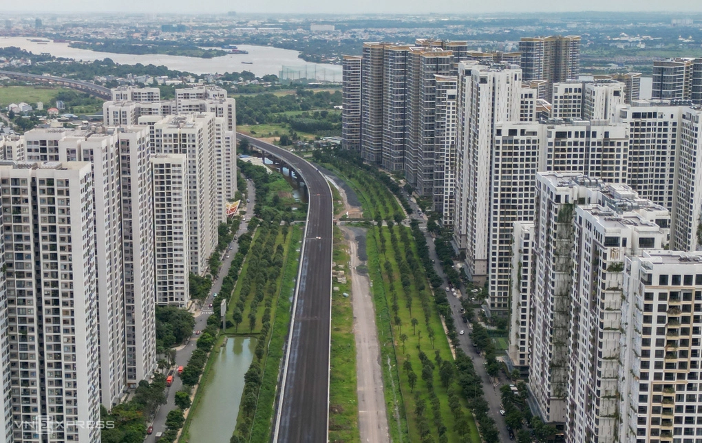 Chung cư tại khu Đông TP HCM, tháng 8/2026. Ảnh: Quỳnh Trần