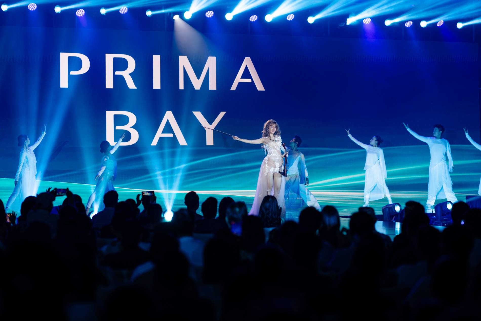 Prima Bay kể câu chuyện “Đến trước bình minh” qua dấu ấn nghệ thuật - Ảnh 1