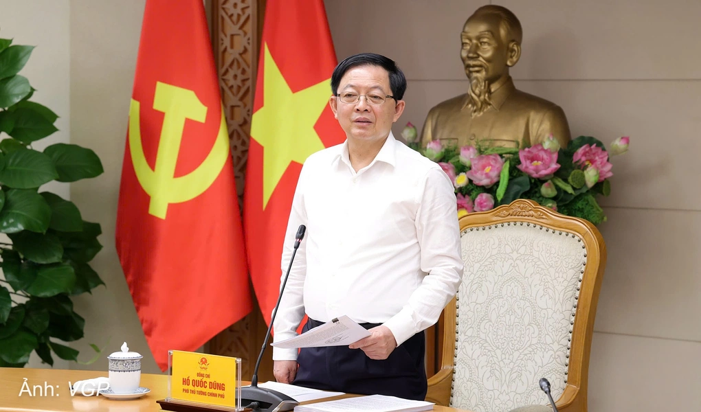 Phó thủ tướng Hồ Quốc Dũng phát biểu tại cuộc họp về dự án Luật Đất đai sửa đổi, sáng 21/9. Ảnh: VGP