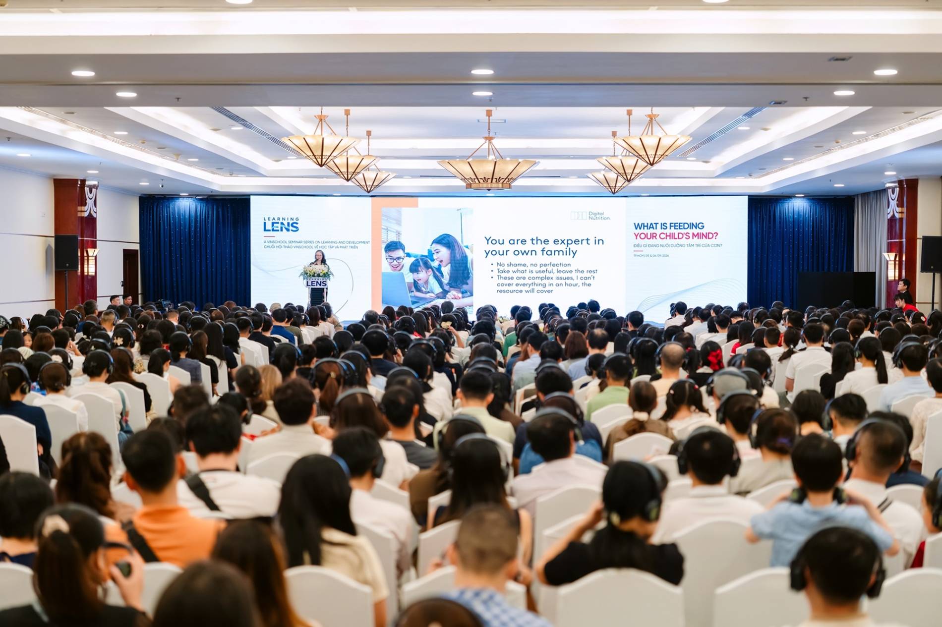 Từ quản lý màn hình đến dạy trẻ làm chủ công nghệ - Ảnh 2