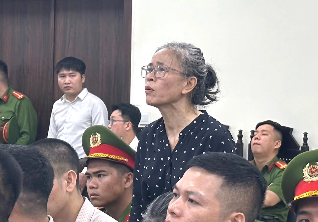 Bị cáo Dinh tại tòa. Ảnh: Danh Lam