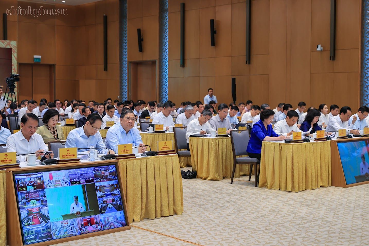Thủ tướng: Khoa học công nghệ phải trở thành động lực chủ yếu, trực tiếp, đo đếm được bằng kết quả tăng trưởng - Ảnh 4