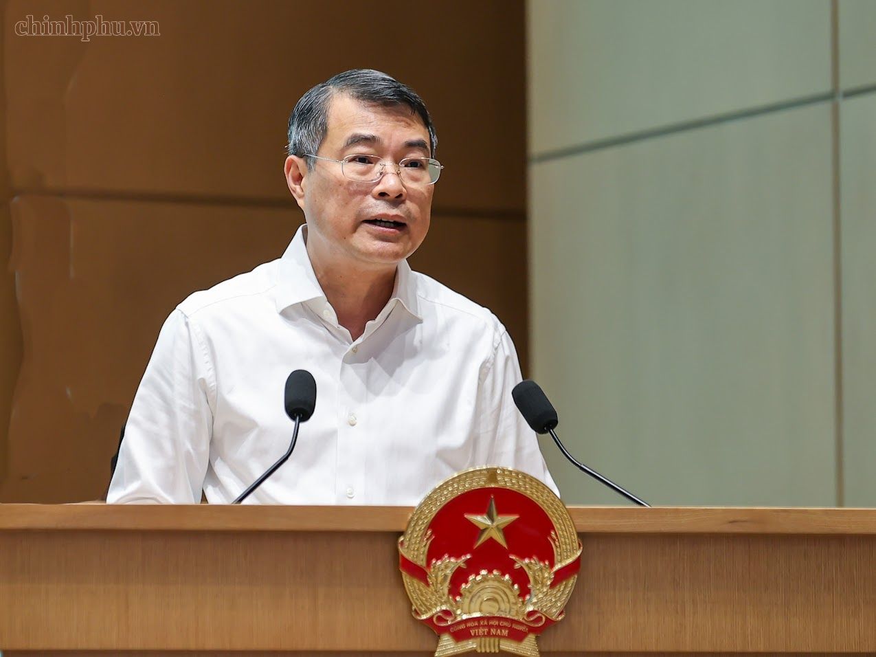 Thủ tướng: Khoa học công nghệ phải trở thành động lực chủ yếu, trực tiếp, đo đếm được bằng kết quả tăng trưởng - Ảnh 8