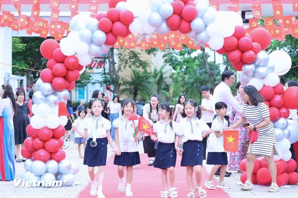 Hơn 26 triệu học sinh, sinh viên cả nước tưng bừng khai giảng năm học mới 2026-2027 - Ảnh 3