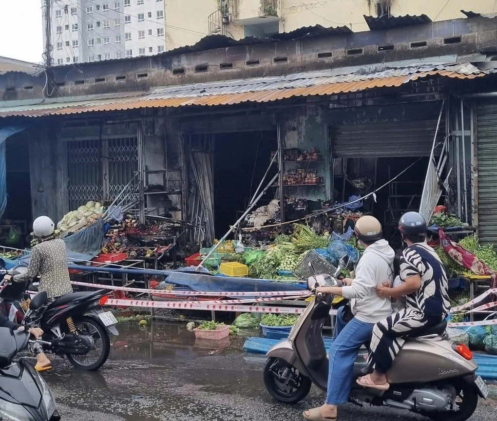 Căn nhà cháy khiến ba người trong gia đình gặp nạn. Ảnh: Đình Văn