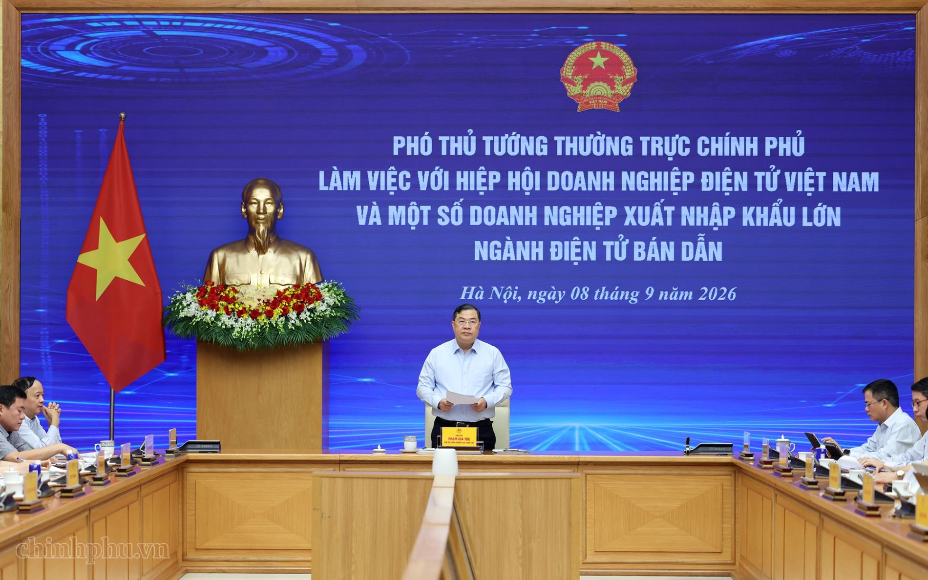 Nâng cao giá trị gia tăng, giảm phụ thuộc vào nhập khẩu trong ngành điện tử - Ảnh 2