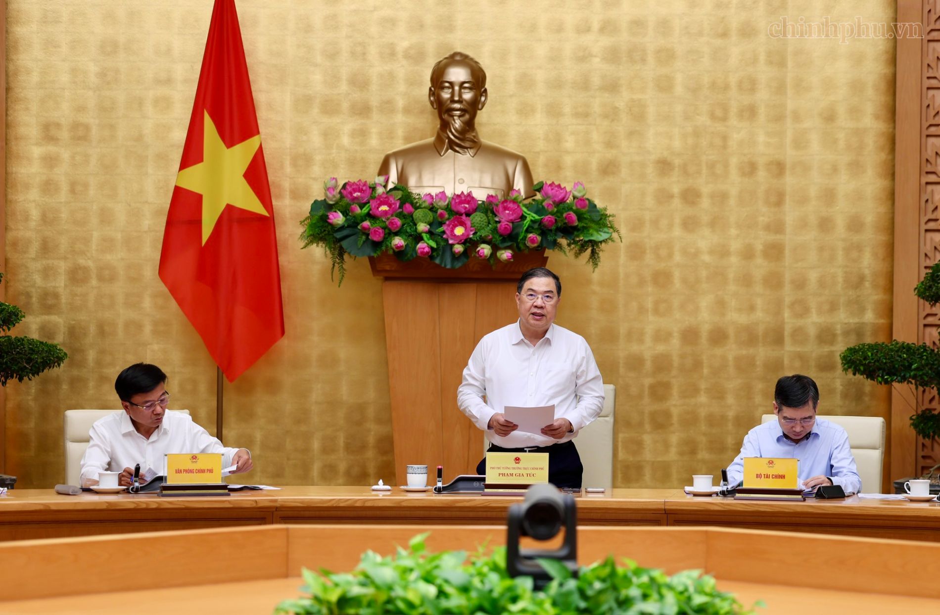 Phó Thủ tướng Thường trực Phạm Gia Túc: Tháo gỡ phải đưa dự án thực sự trở lại hoạt động - Ảnh 1