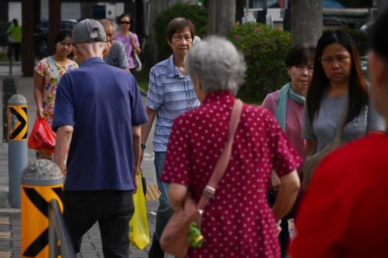 Số lượng người dân Singapore từ 80 tuổi trở lên đã tăng vọt 60% trong vòng 10 năm qua, đạt 152.000 người vào năm nay. Ảnh: Kua Chee Siong / The Straits Times