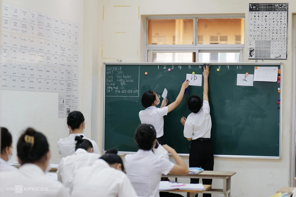 Một lớp dạy tiếng Nhật cho thực tập sinh trước khi đi nước ngoài làm việc, tháng 5/2023. Ảnh: Ngọc Thành