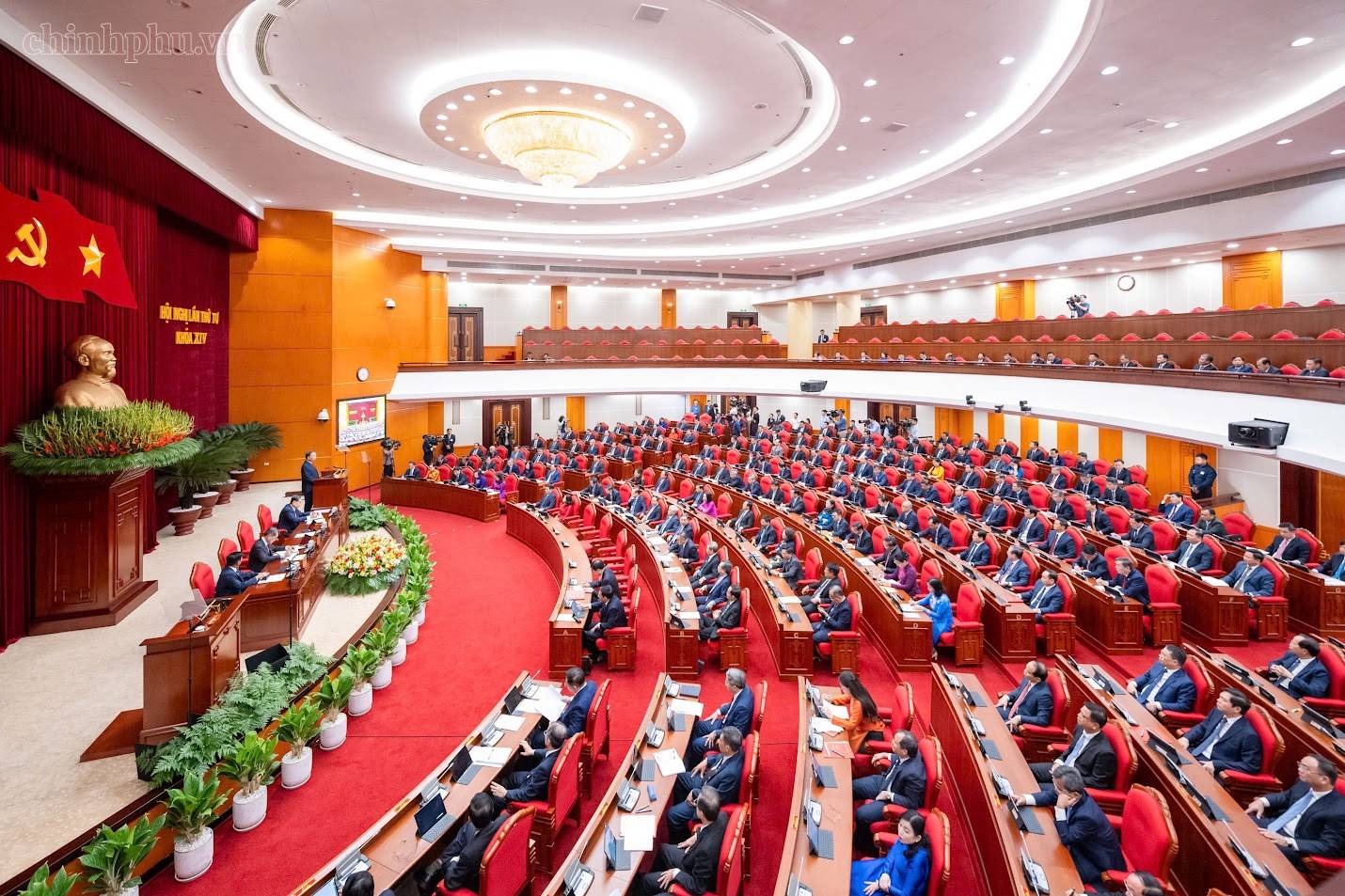 Chùm ảnh: Khai mạc Hội nghị Trung ương 4 - Ảnh 6