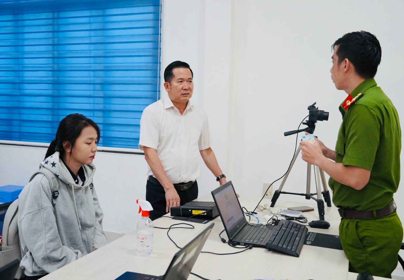 Bí thư Đinh Văn Nơi yêu cầu xử lý dứt điểm hồ sơ đất đai tồn đọng tại Phú Quốc - Ảnh 3