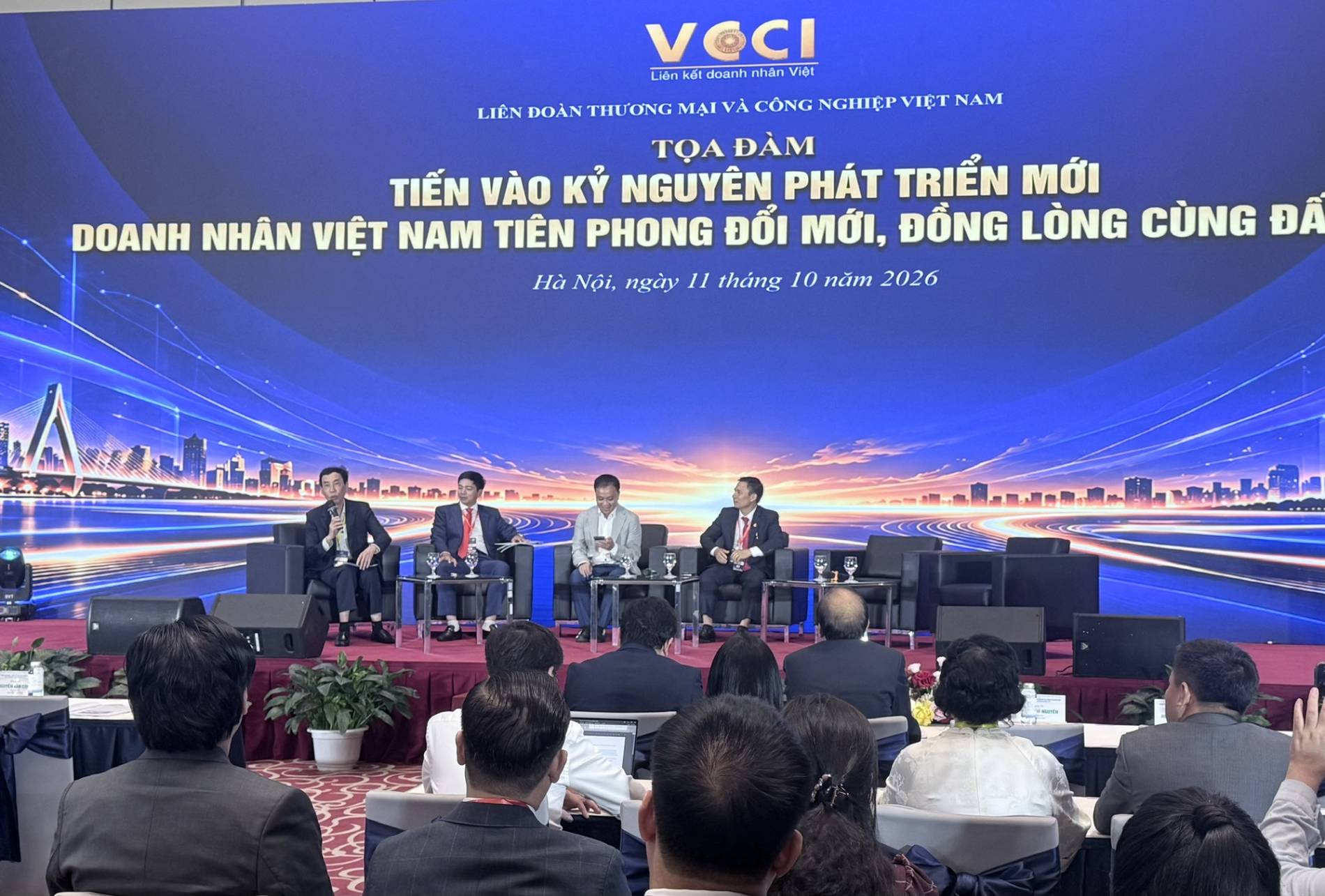 Gỡ điểm nghẽn khâu thực thi, mở đường cho doanh nghiệp tăng trưởng - Ảnh 2