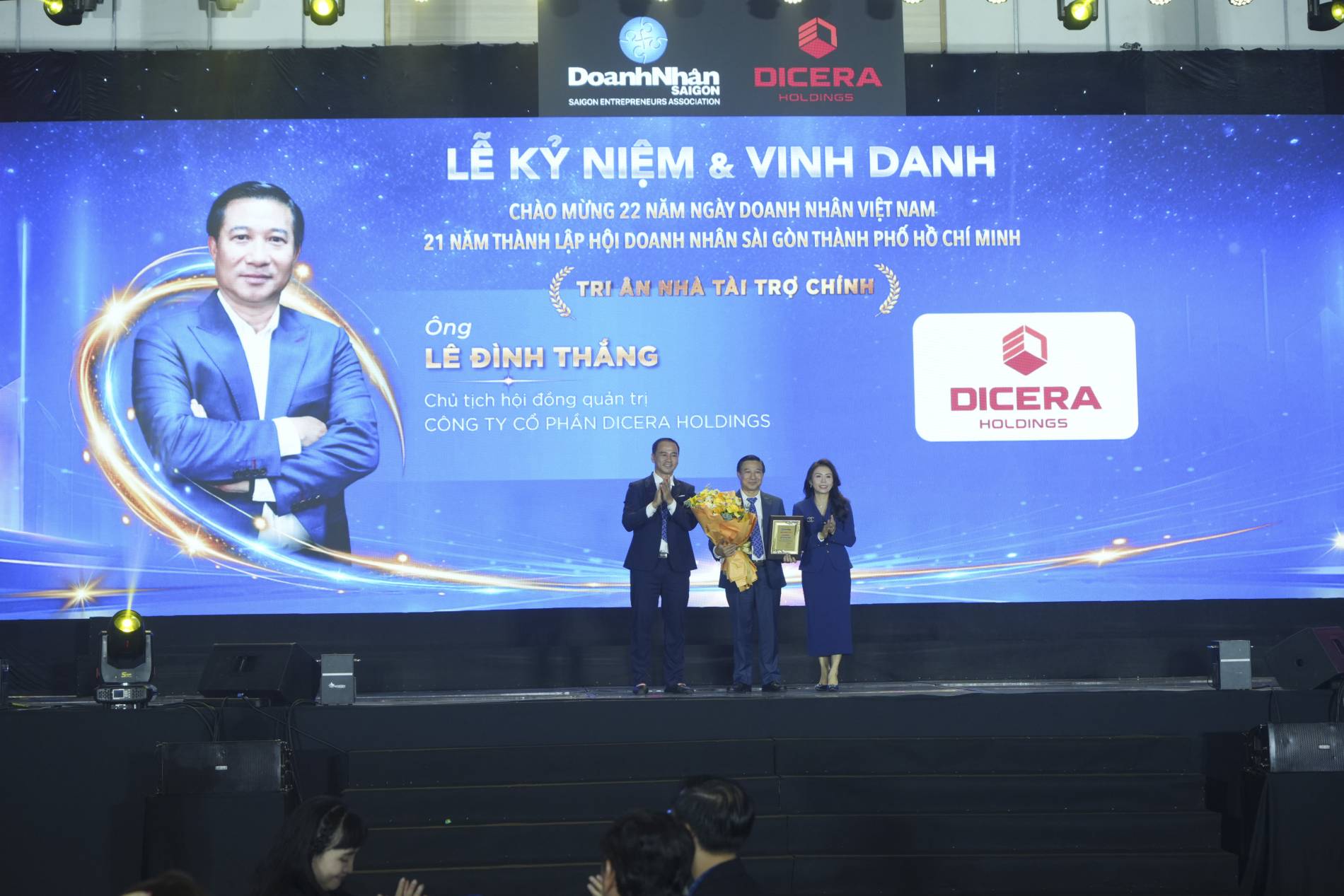 Hội Doanh nhân Sài Gòn vinh danh hơn 120 gương mặt tiêu biểu: Kiến tạo thương hiệu, lan tỏa giá trị nhân văn - Ảnh 3