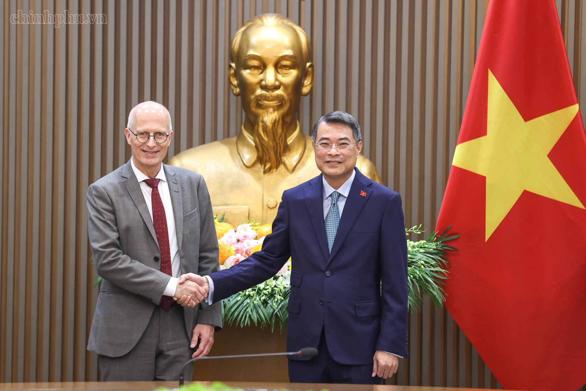 Thủ tướng Lê Minh Hưng: Đưa hợp tác kinh tế biển thành trọng tâm, ưu tiên trong quan hệ với Đức - Ảnh 1