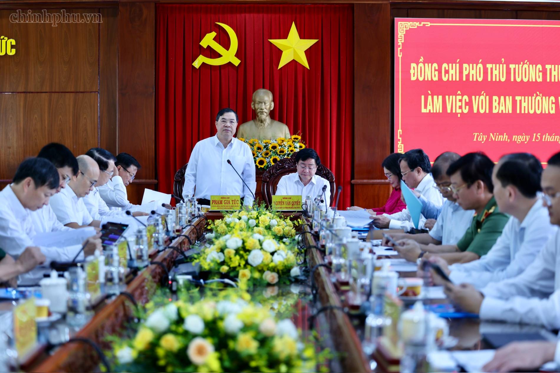 Phó Thủ tướng Thường trực Phạm Gia Túc: Tây Ninh phấn đấu tăng trưởng năm 2026 từ 10,5% trở lên - Ảnh 5