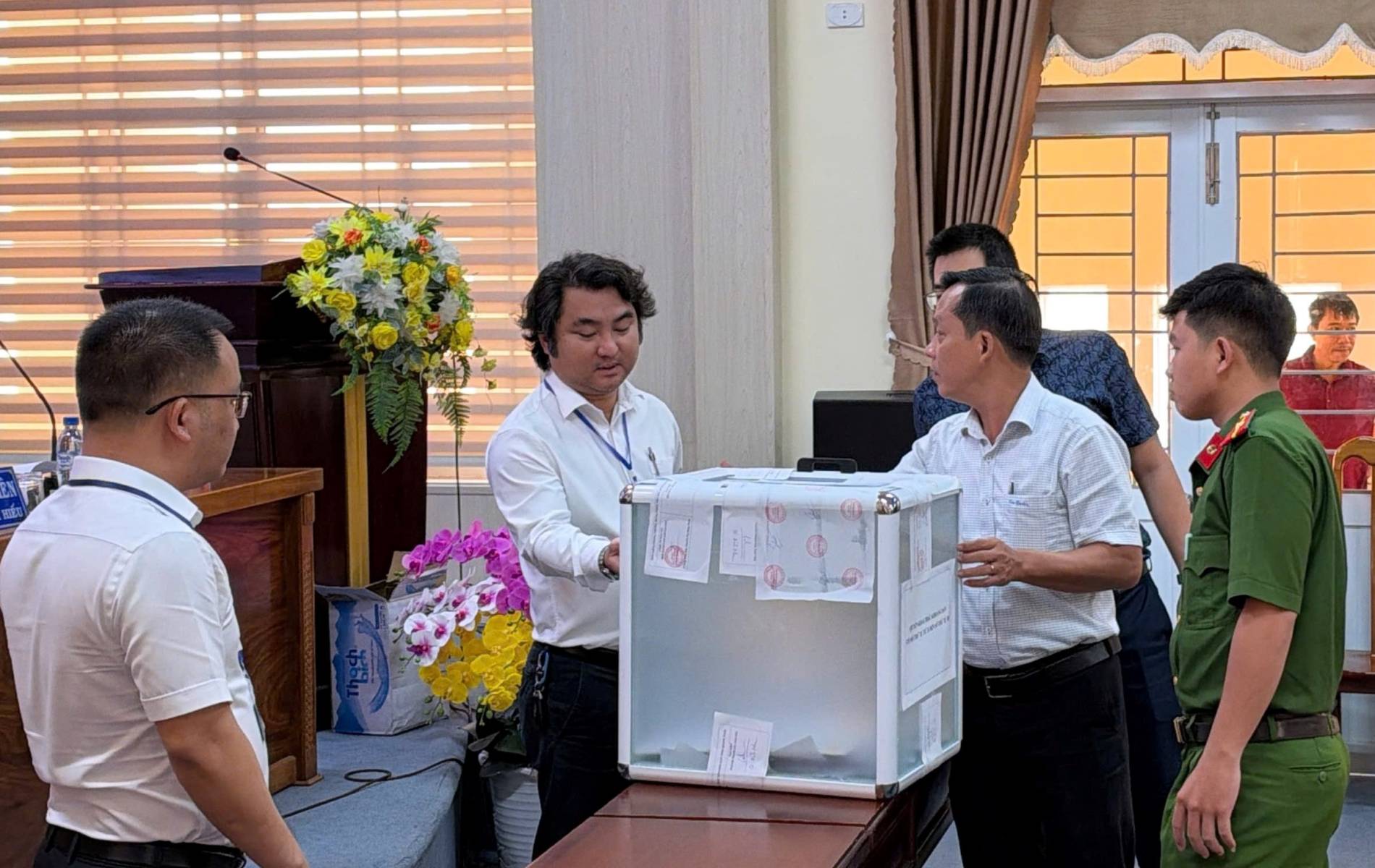 Đấu giá quyền khai thác cát Quảng Ngãi: Giá trúng cao chưa đồng nghĩa sử dụng tài nguyên hiệu quả - Ảnh 2